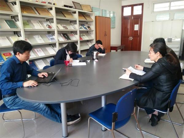 新闻学院领导班子召开巡察整改工作专题民主生活会